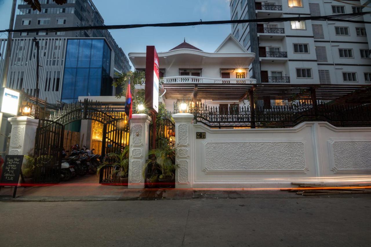 Poolside Villa Phnom Penh Bagian luar foto