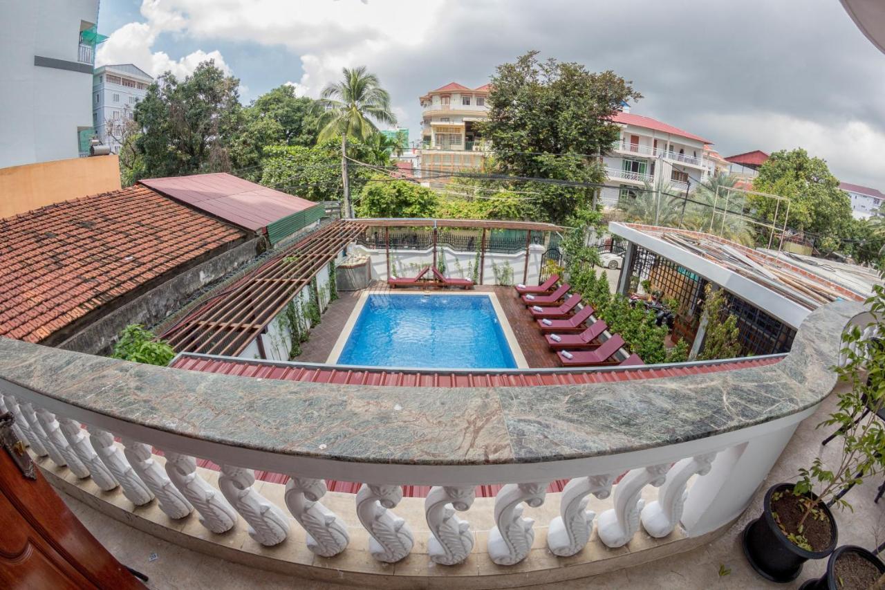 Poolside Villa Phnom Penh Bagian luar foto