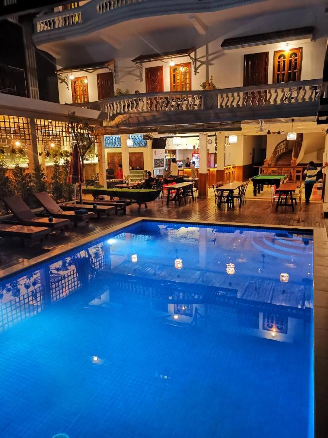 Poolside Villa Phnom Penh Bagian luar foto