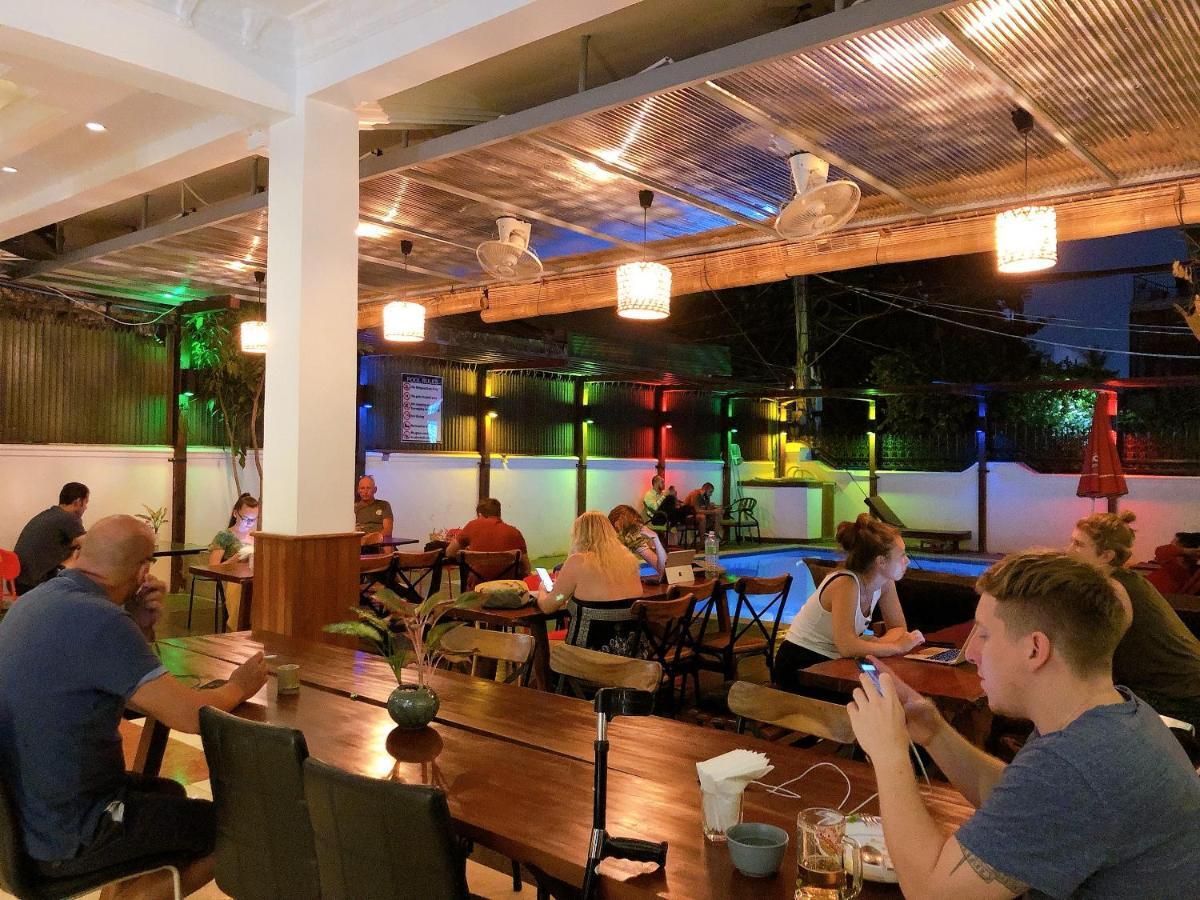 Poolside Villa Phnom Penh Bagian luar foto